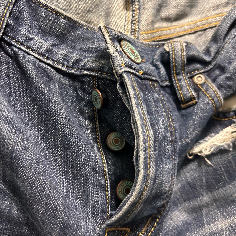 Loft Boyfriend Button-fly Cropped Distressed Jeans Sz 6 28 in waist NWT - Picture 4 of 4